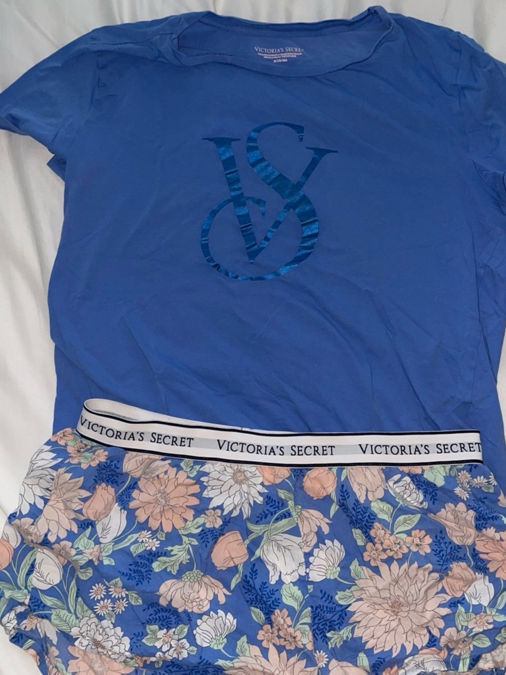 Victoria's Secret Blue Logo Tee with Floral Lounge pj set